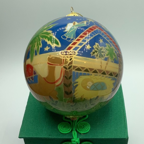 Collectible 2010 Le Bien Christmas Ornament - Picture 3 of 5